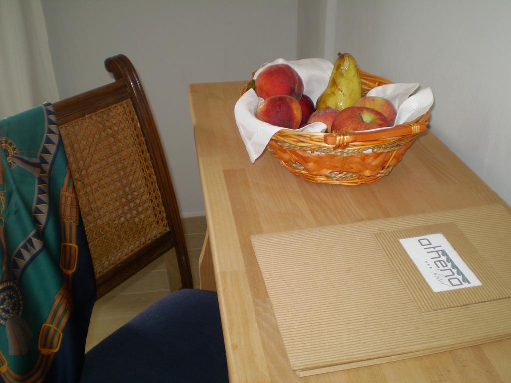 Athena Hotel Milopotamos  Room photo