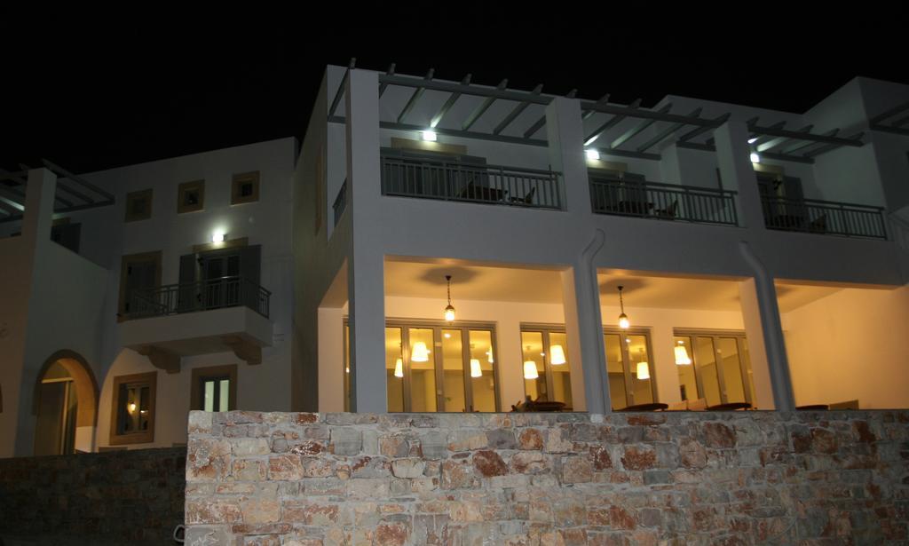 Athena Hotel Milopotamos  Exterior photo