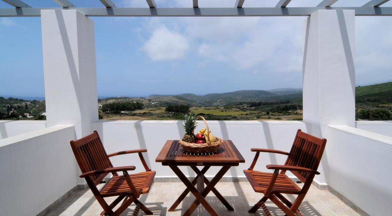 Athena Hotel Milopotamos  Exterior photo